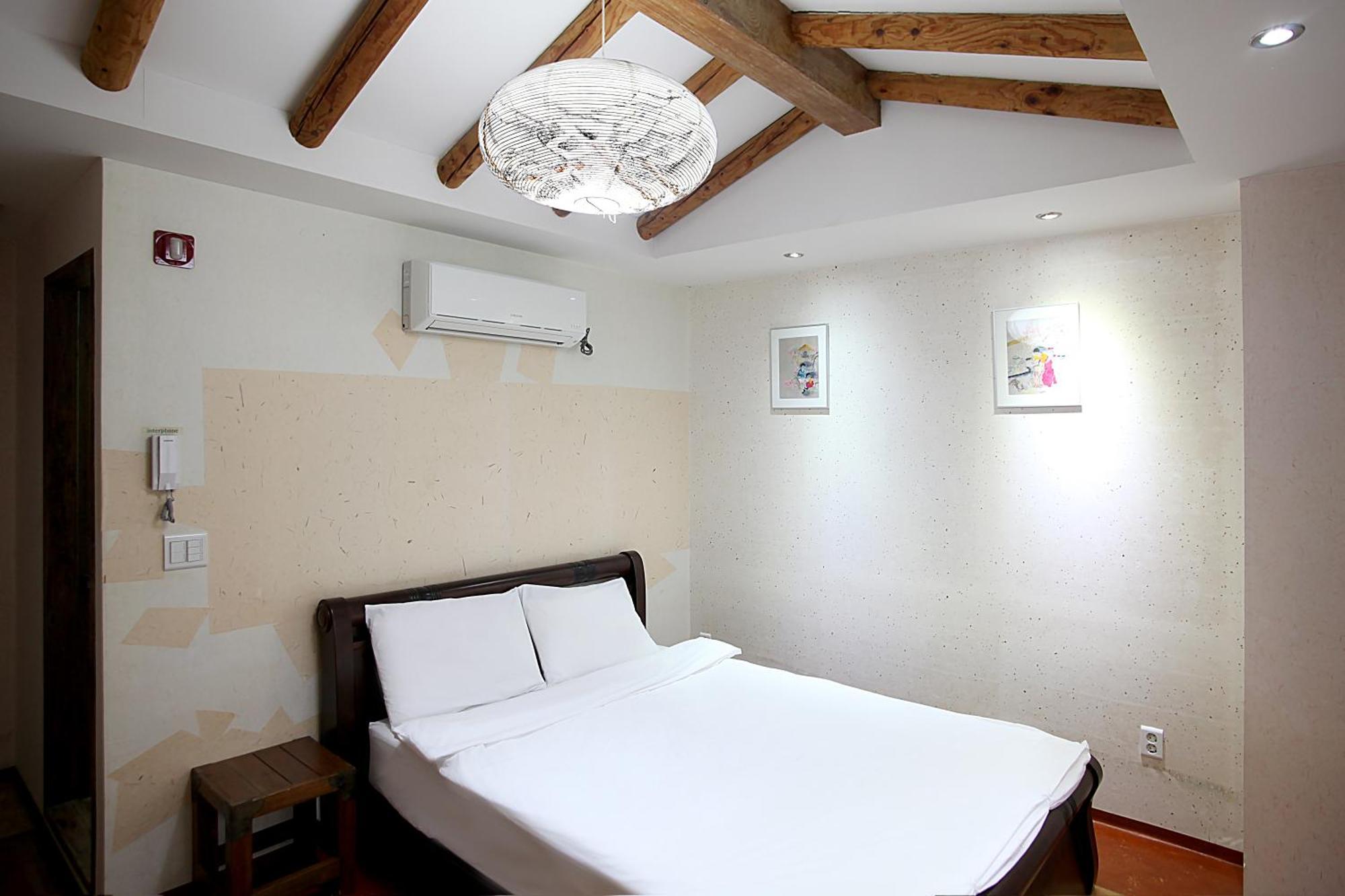 Jeonju Hanok Taejogung Hotel Номер фото