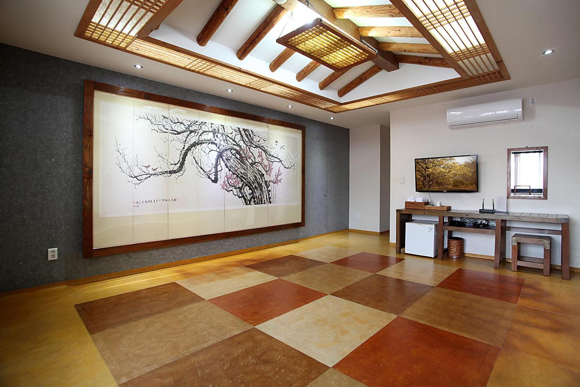Jeonju Hanok Taejogung Hotel Номер фото